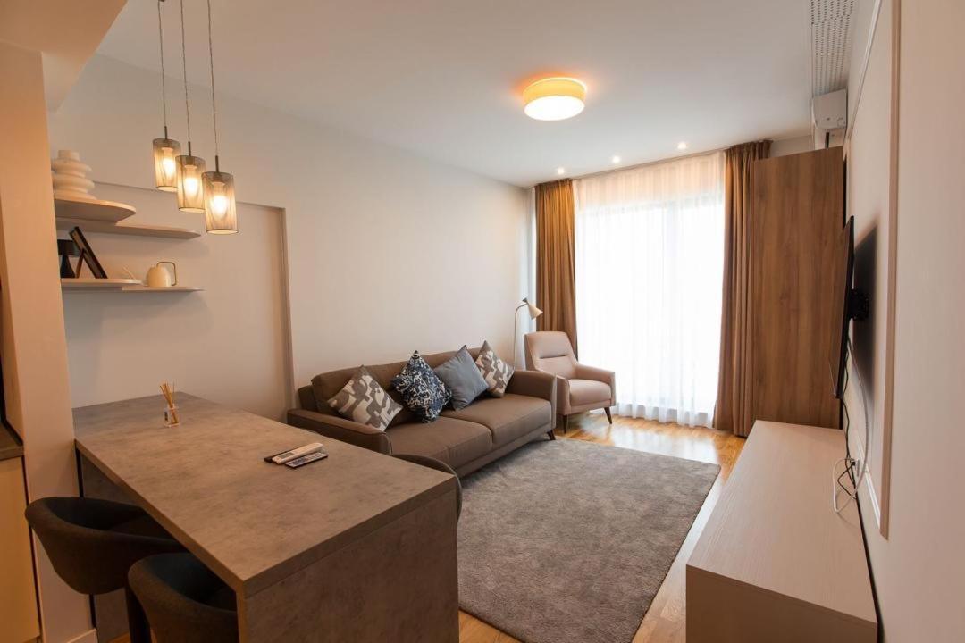 Escapism - Premium 1Br Apartment With Parking بوخارست المظهر الخارجي الصورة